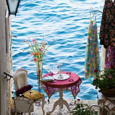 In 3652-2 * Rovinj