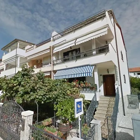Apartment In 3652-2 Rovinj