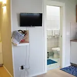 Apartment In 3652-2