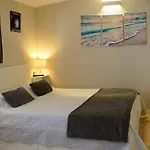 Apartment In 3652-2 *